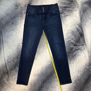 KanCan Jeans size 11/29